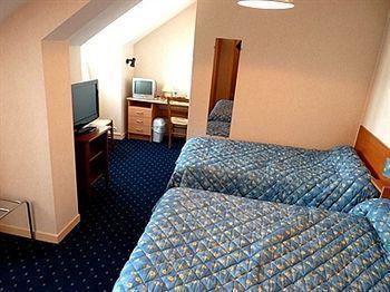 Hotel Logis De La Barque